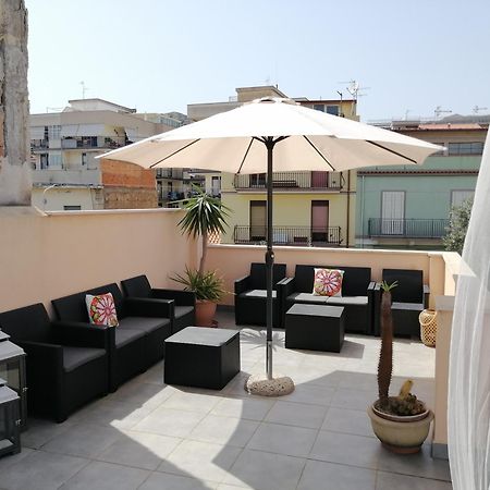 B & B Jasmine Santa Teresa Di Riva Exterior photo